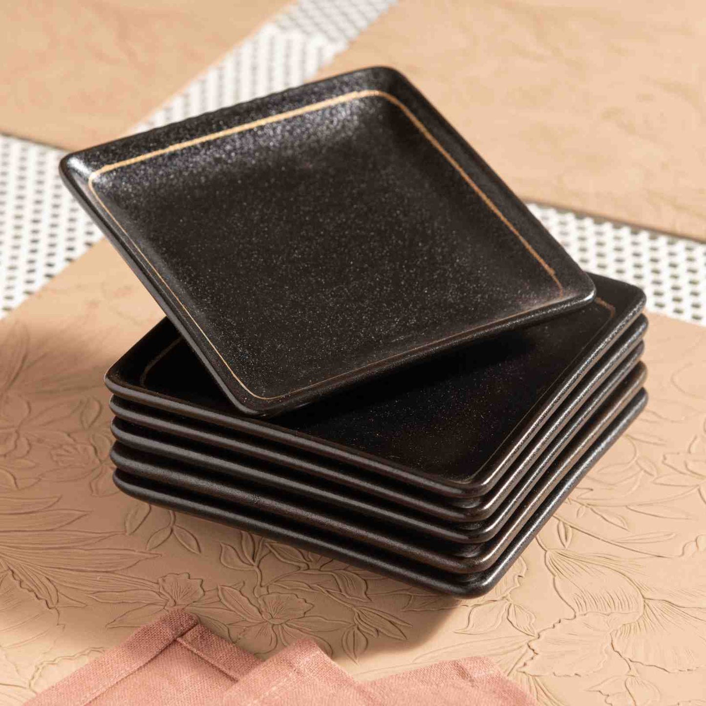 Midnight Elegance Snack plate - 5.28 inch