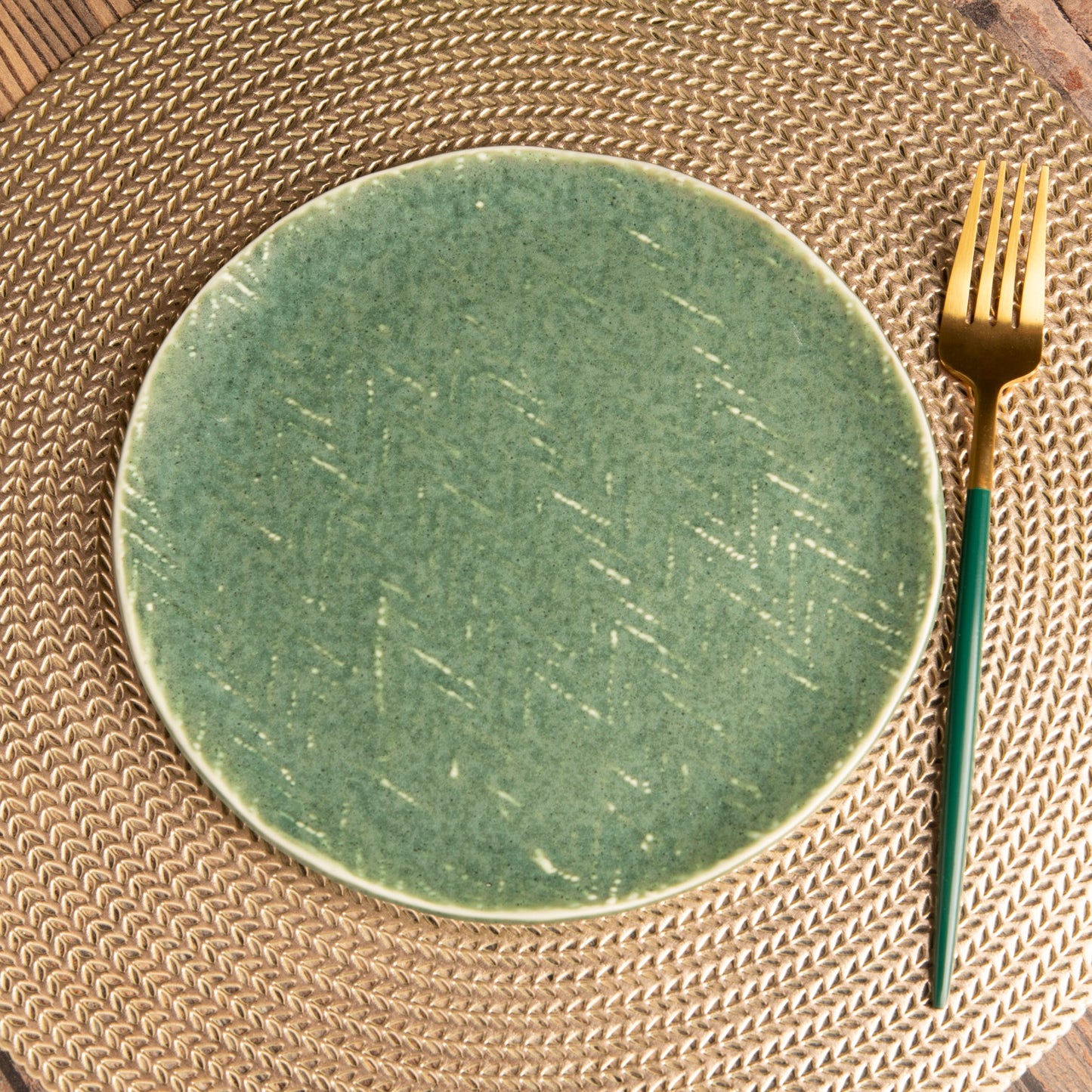 Lotus & Leaf - Matt Pattern - 8 in