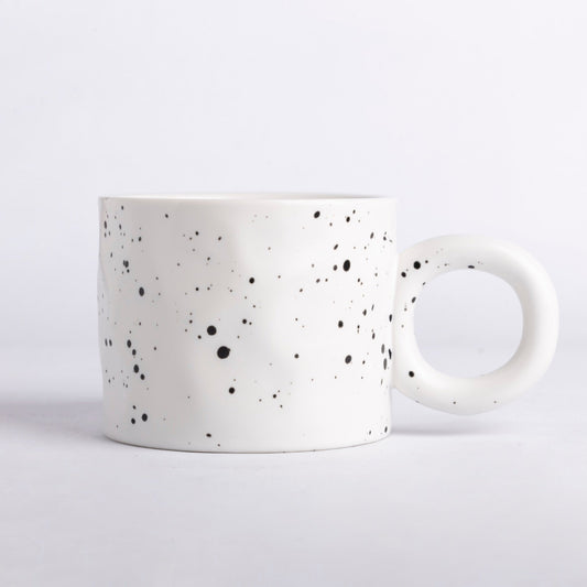 prdct_Ring Touch - White With Black Dots