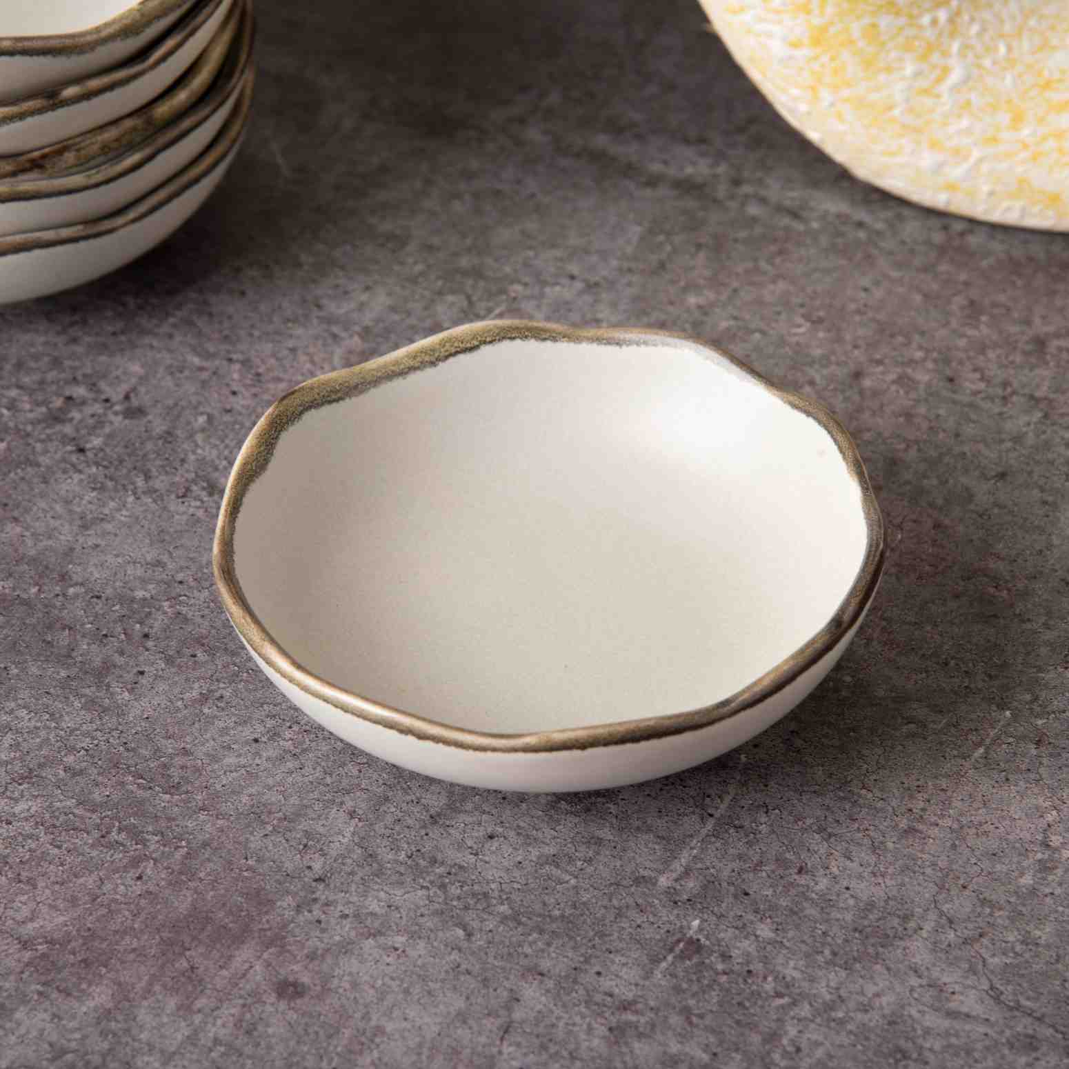White Symphony - Small Dish - 4 inch