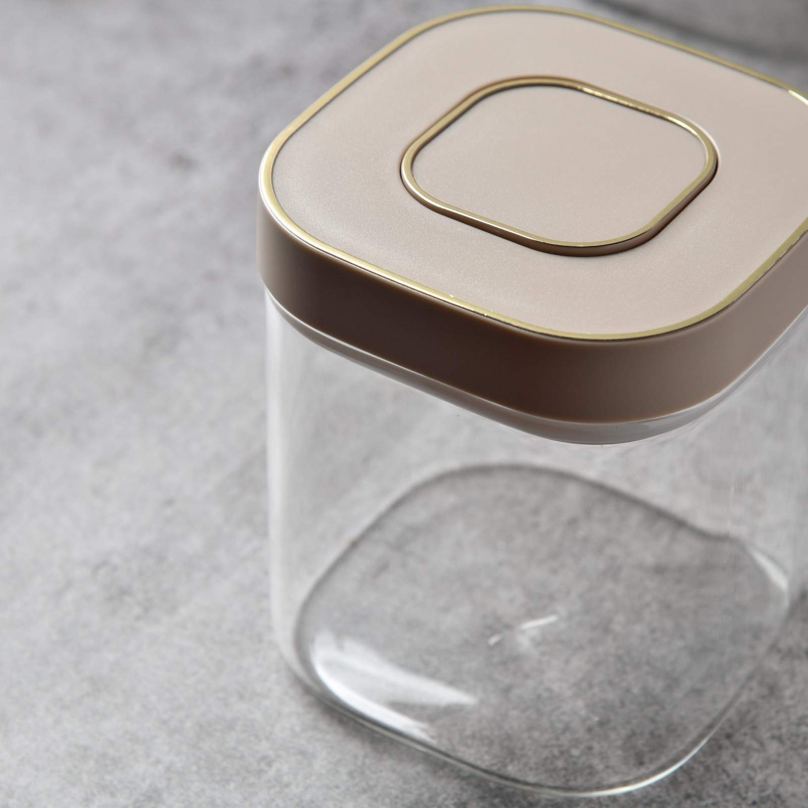 AuraSpin Revolving Airtight Jar Carousel - Set of 4 glass containers