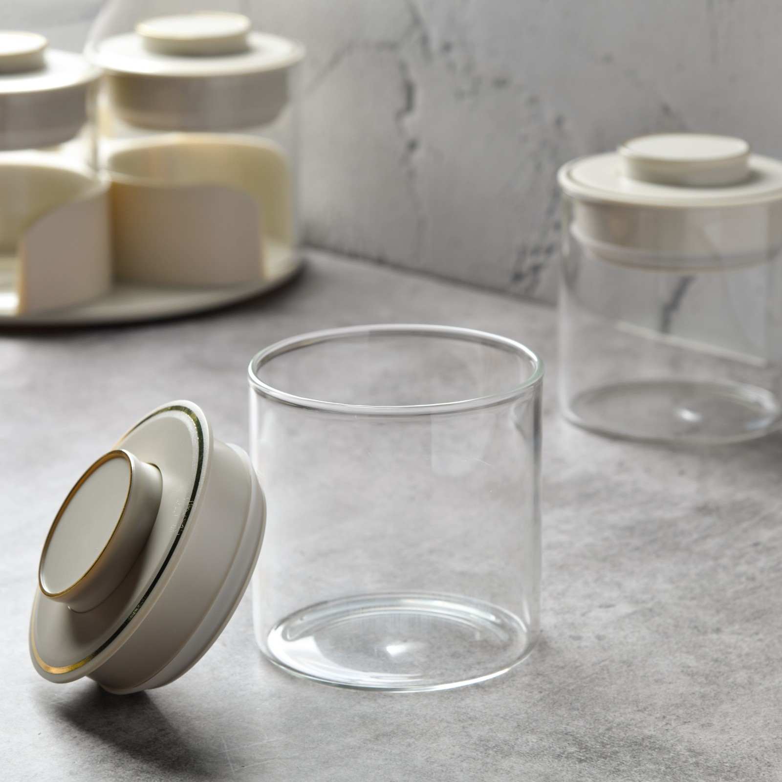 Aura spin Countertop airtight glass Jar Carousel – Set of 4