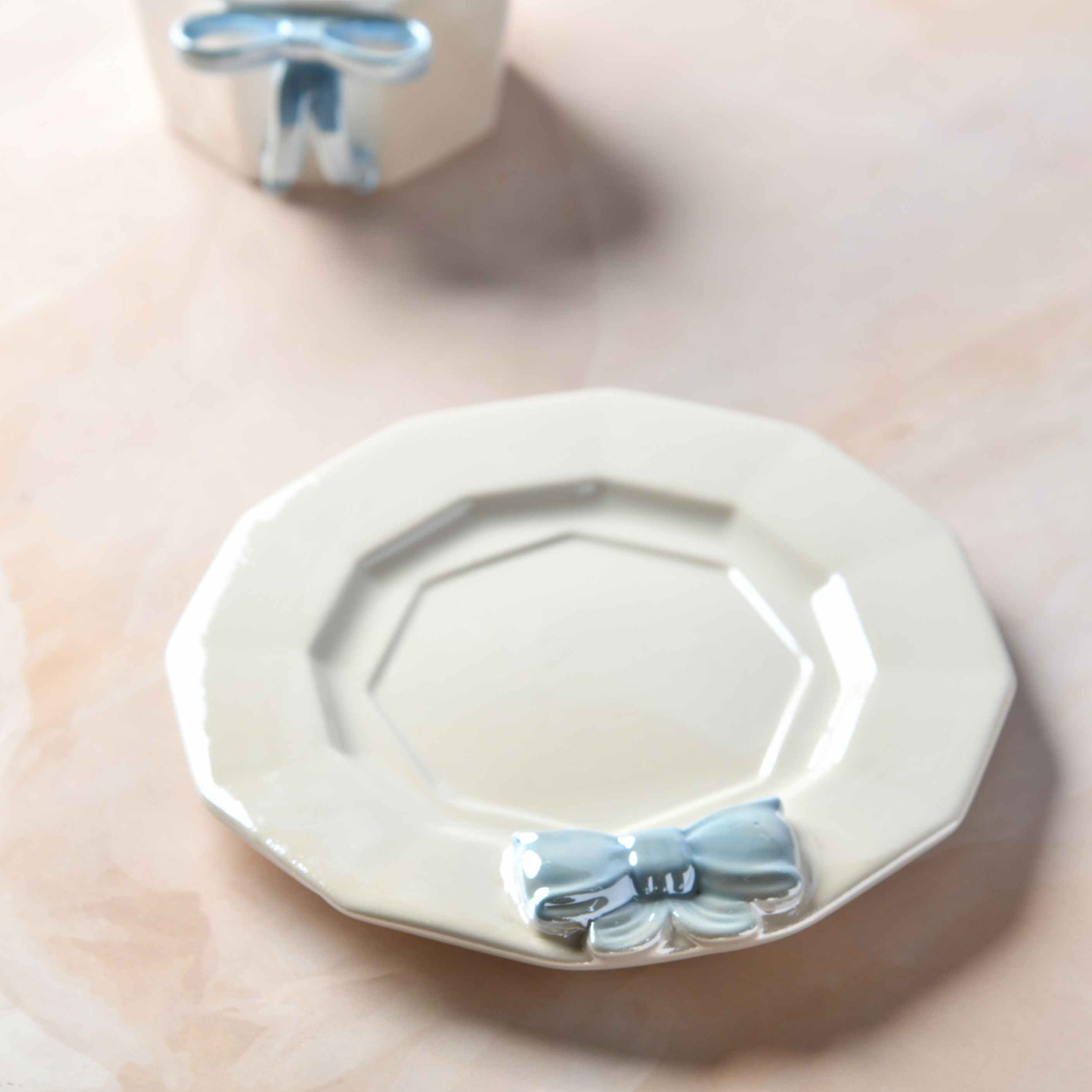 PearlBow Cup & Saucer - 200 ml