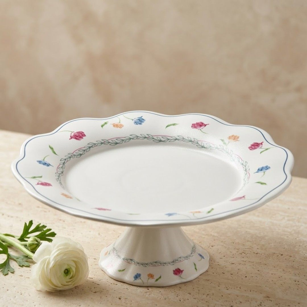English Blossom Scalloped Cake Stand