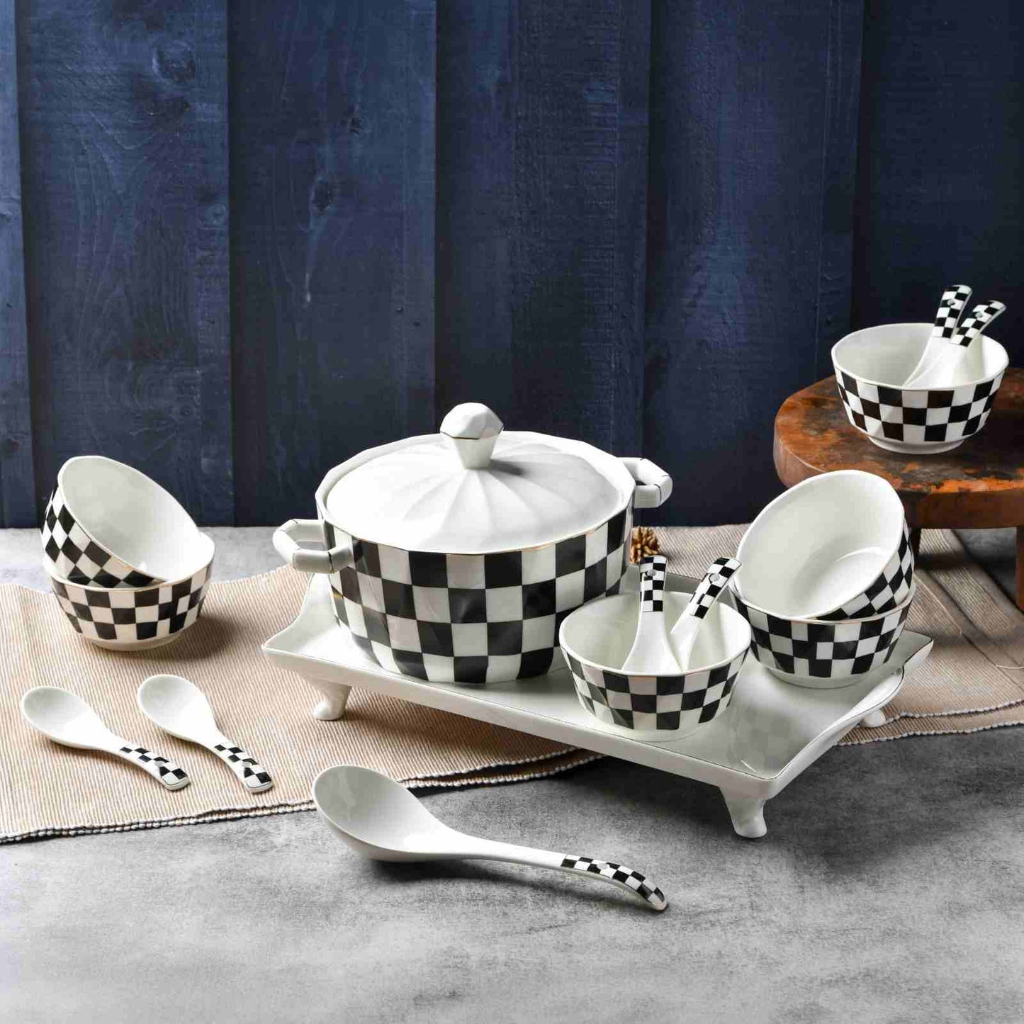 Checkered Chic Serving & Soup Set