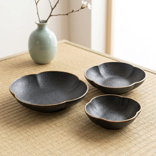 prdct_Midnight Elegance - Set of 3 Floral Plates