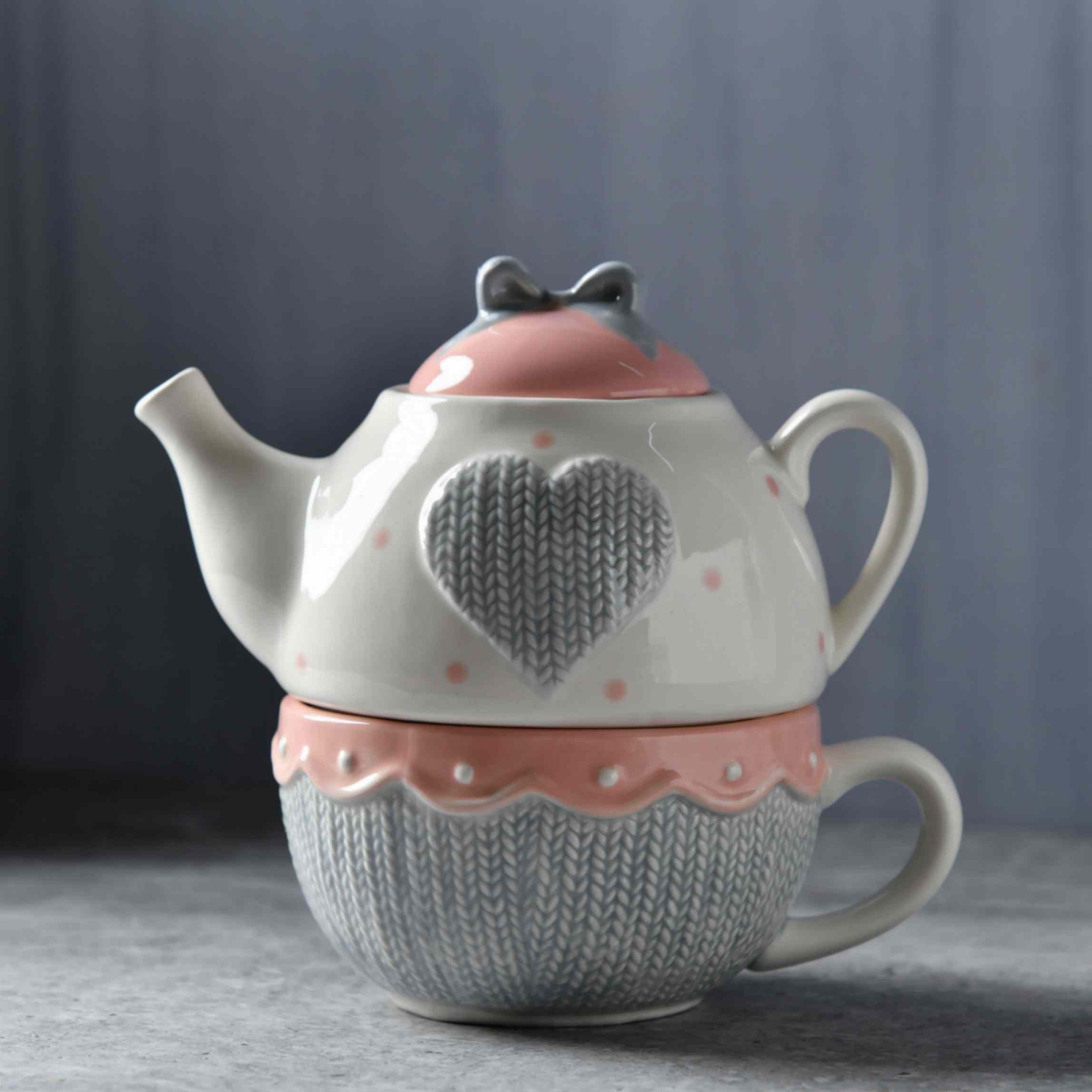 Heirloom Romance Teapot Set – Heart & Bow (450ml)