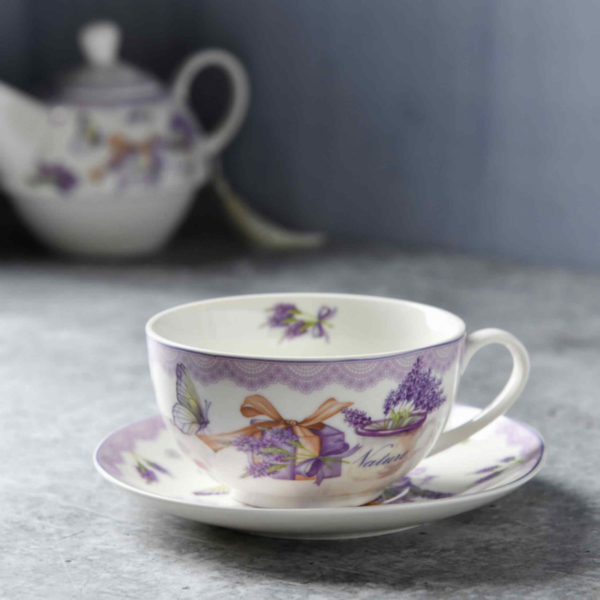 Victorian Teapot Set