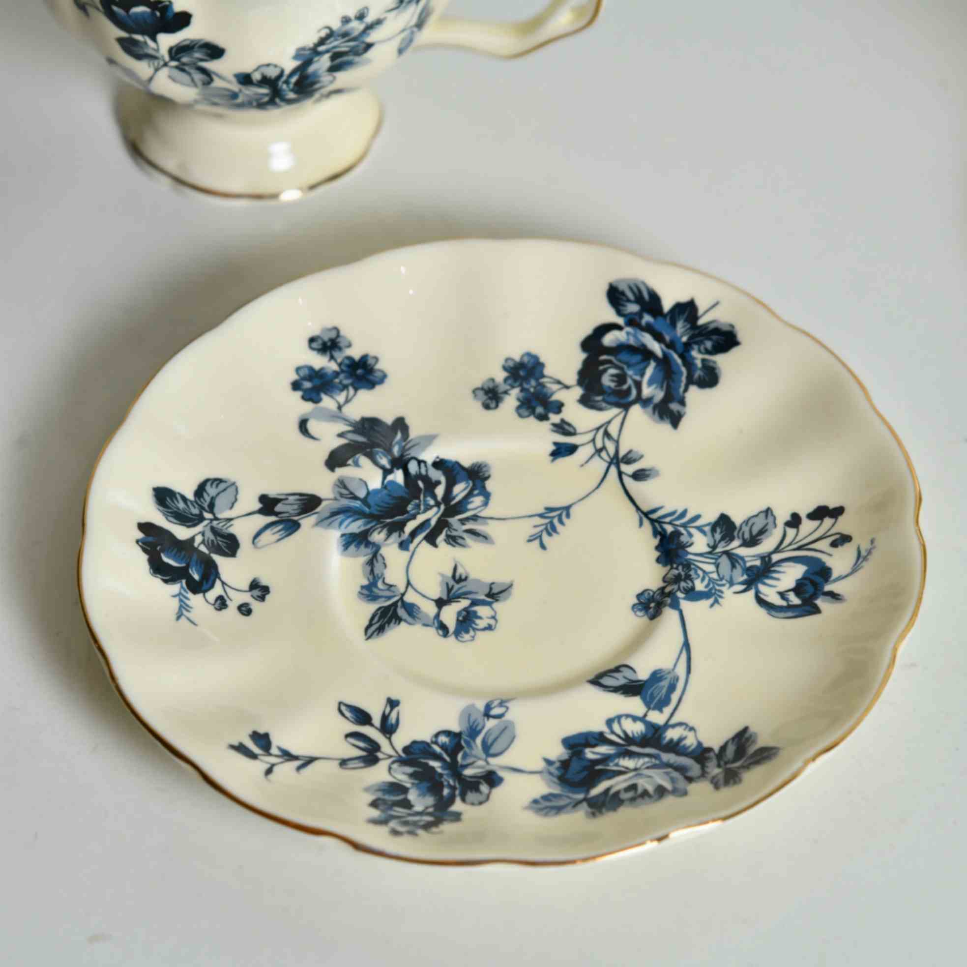 Royal Fleur Tea Cup & Saucer - Set of 2 - 220ml