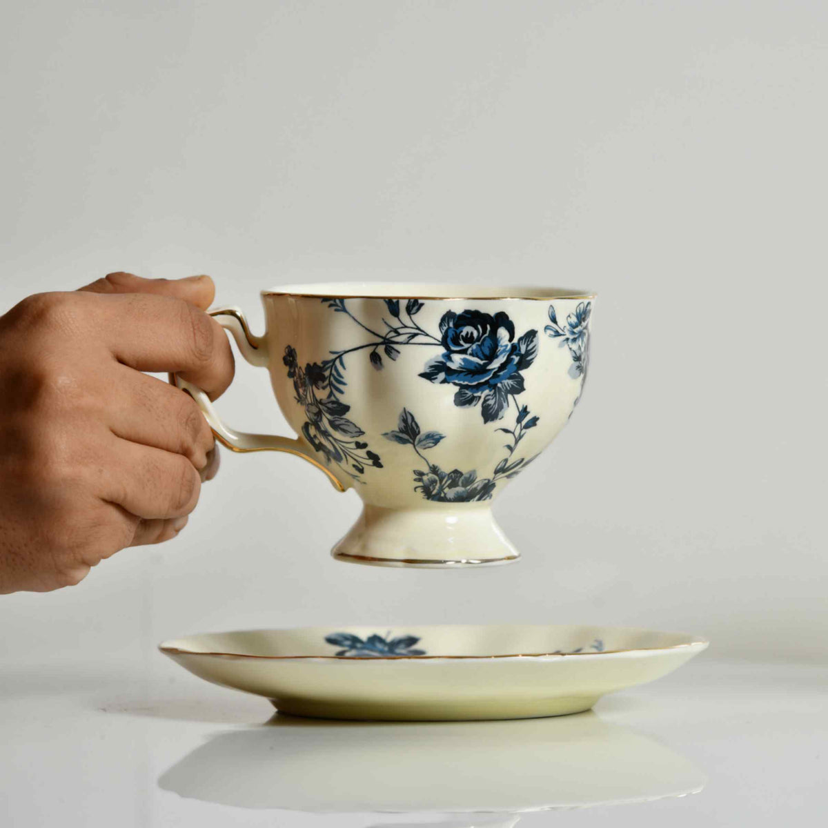 Royal Fleur Tea Cup & Saucer - Set of 2 - 220ml