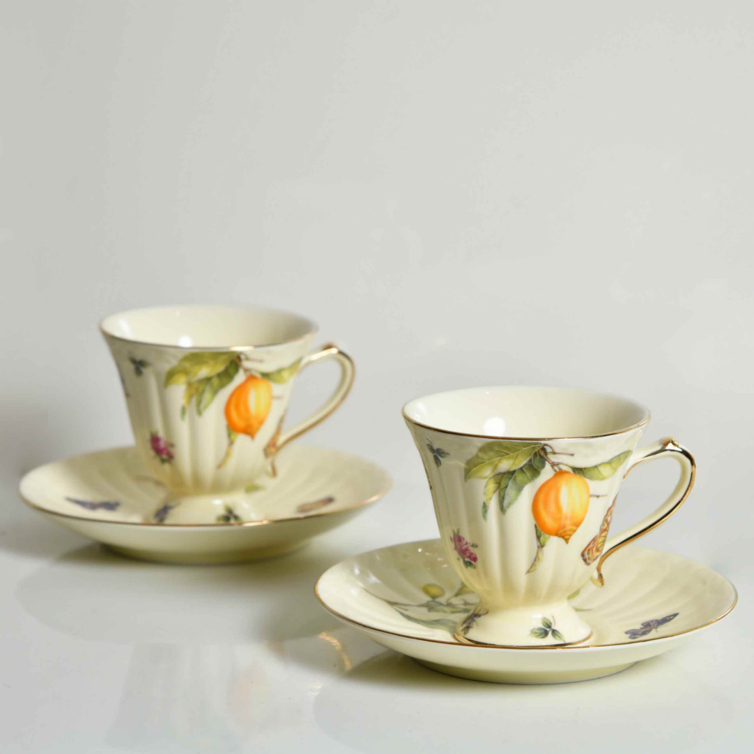 Vintage Royal Tea Cup & Saucer - set of 2 - 200ml