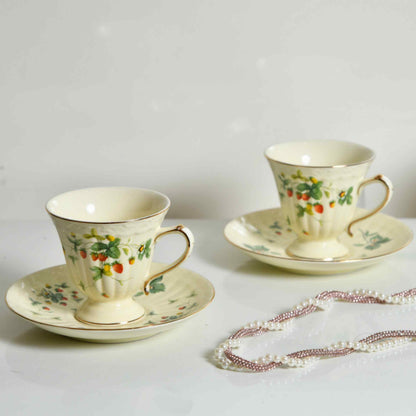 Vintage Royal Tea Cup & Saucer - set of 2 - 200ml