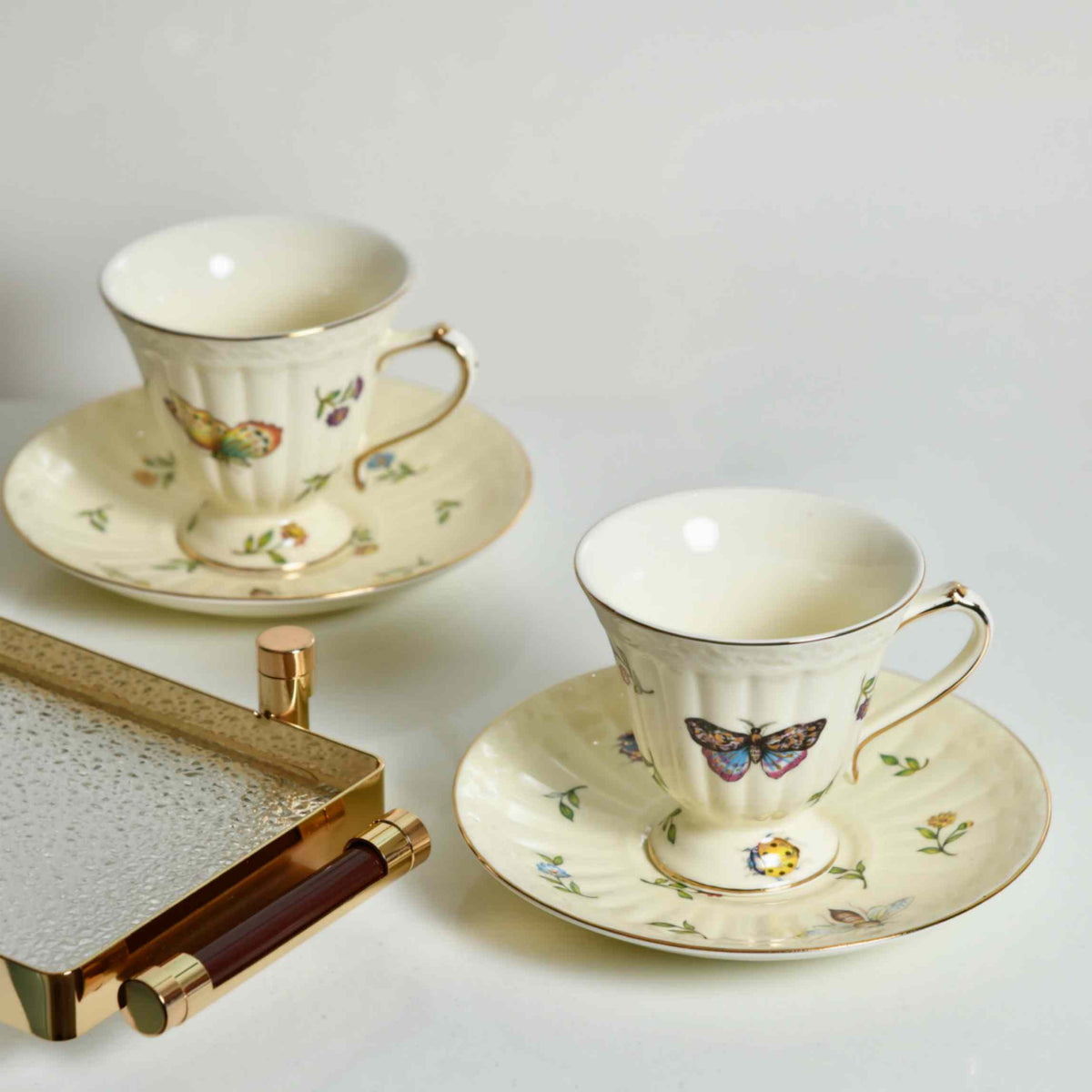 Vintage Royal Tea Cup & Saucer - set of 2 - 200ml