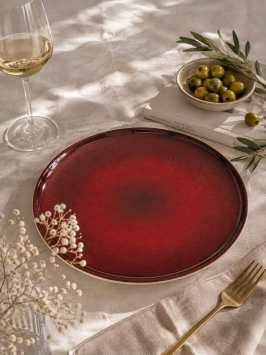 Sapphire Collection - Red - Corner Plate - 11 inch