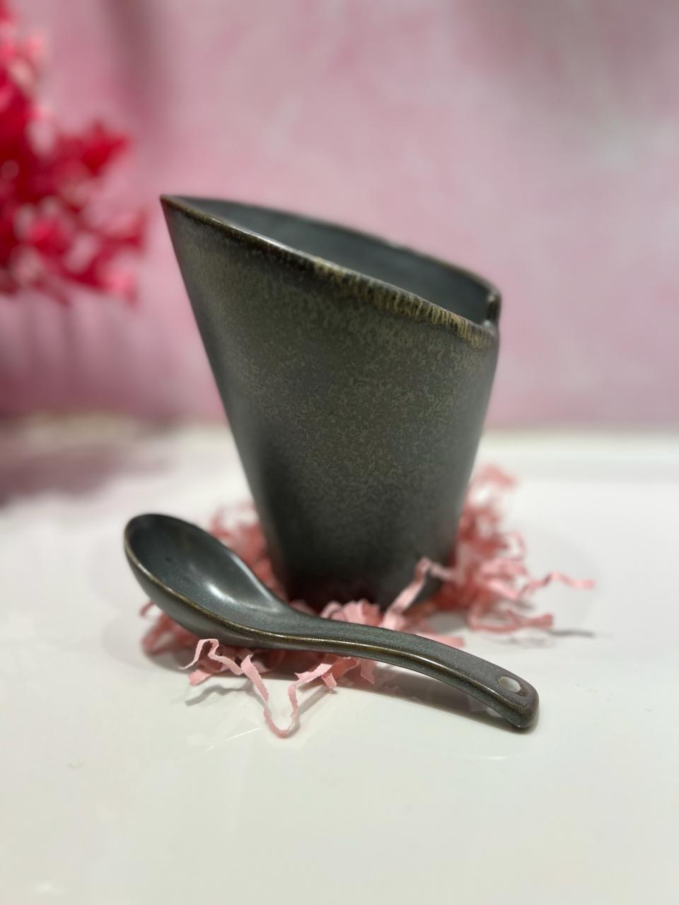Charcoal Unique Cup Aardea charcoal-unique-cup-aardea